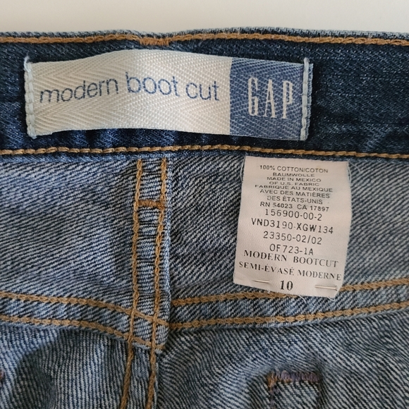 Jeans - Picture 3 of 4